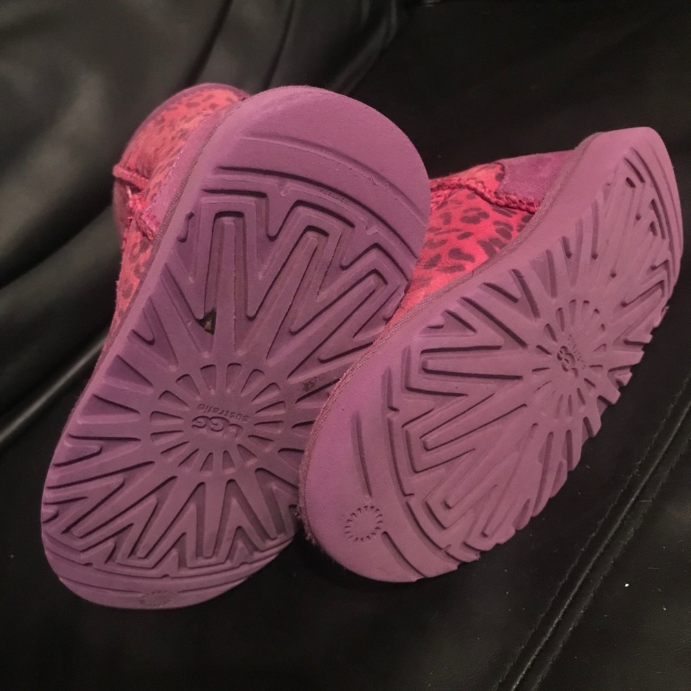 UGGS PINK - Picture 5 of 6